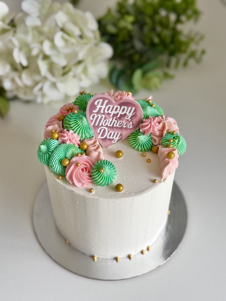 Mothers Day buttercream cake