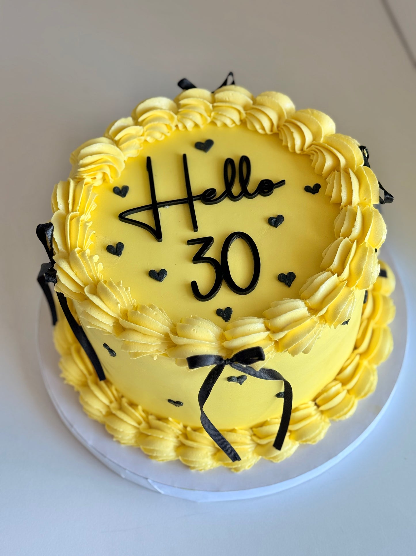 Classic buttercream round