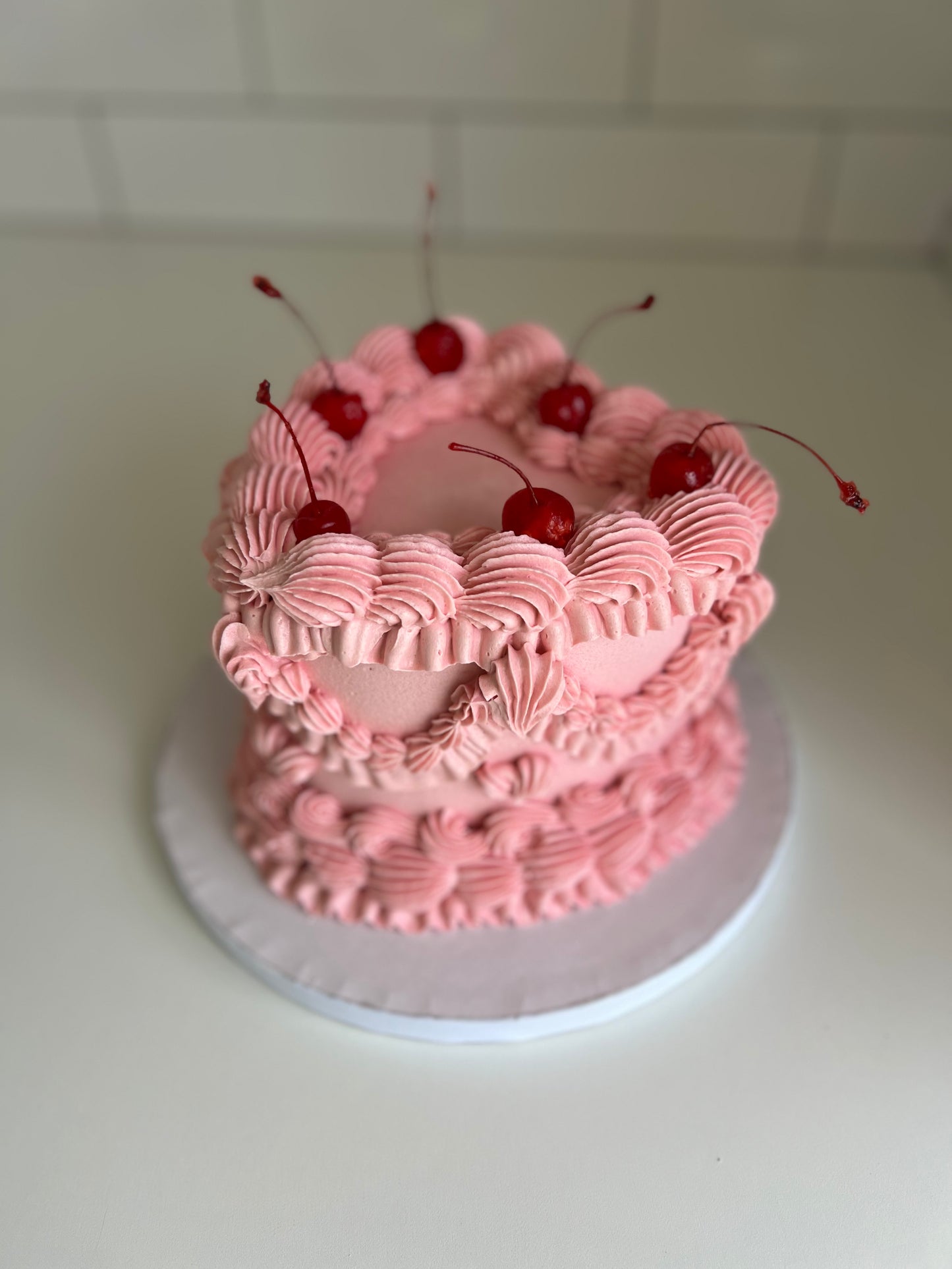 Deluxe vintage buttercream HEART