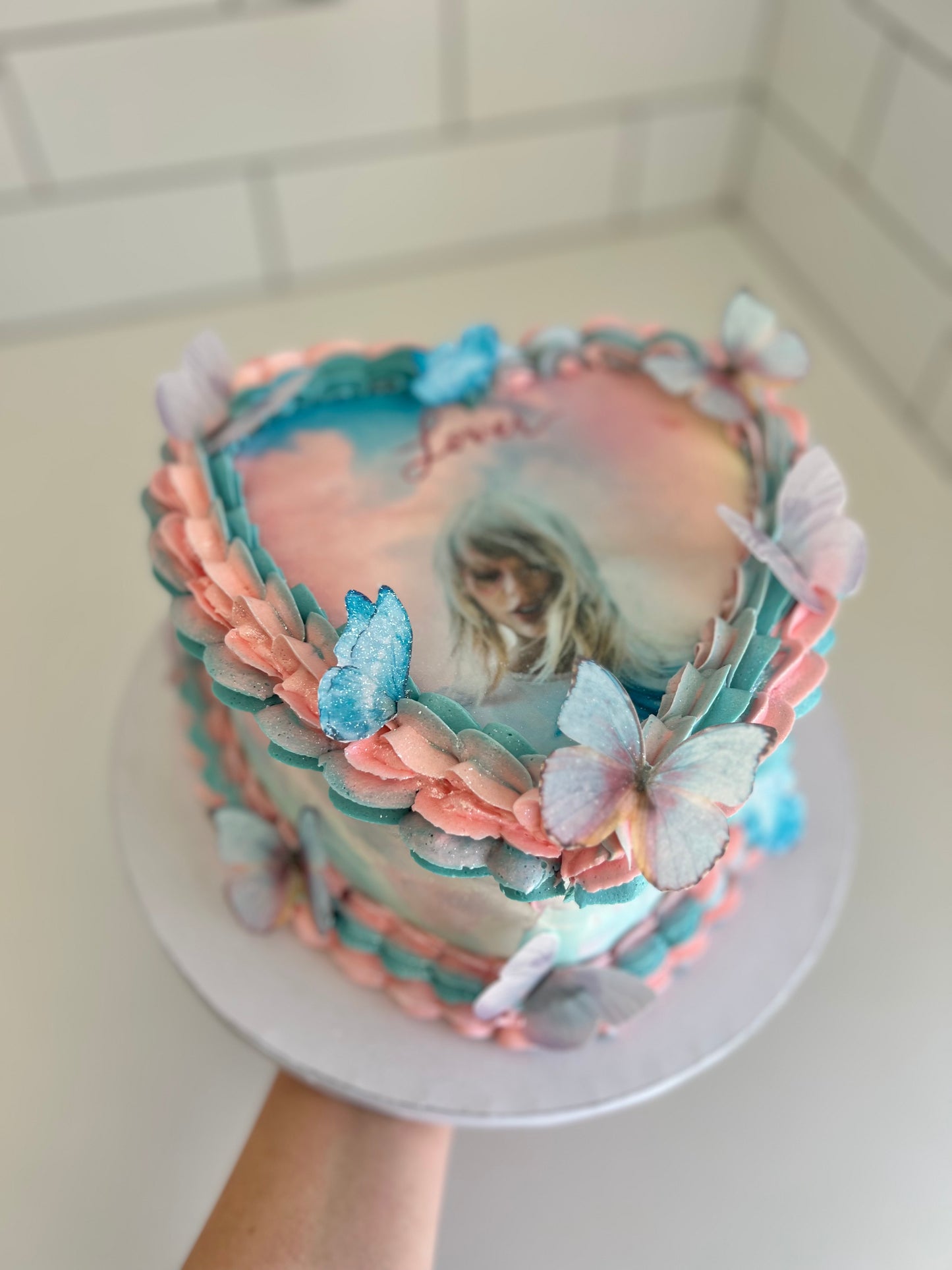 Deluxe vintage buttercream HEART