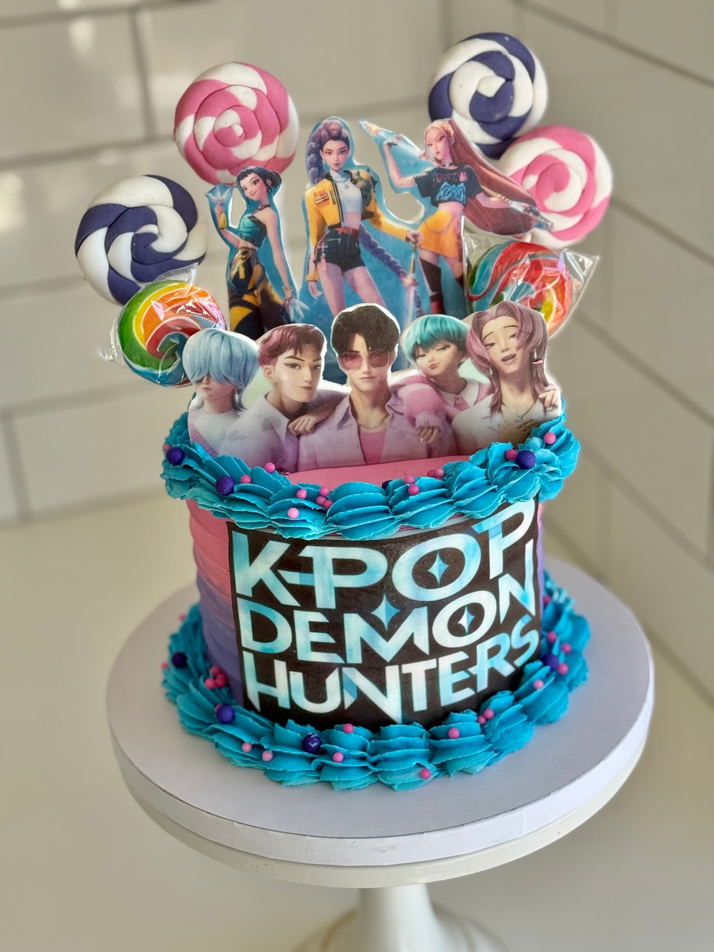 Novelty themed cakes