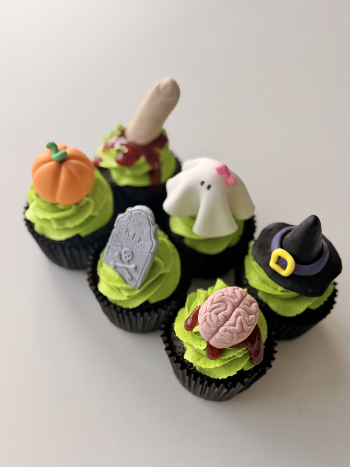Halloween Cupcakes - Saturday October 31st - 11:30am - 1pm