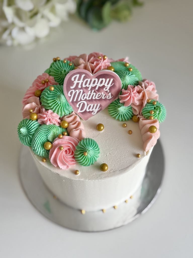 Mothers Day buttercream cake
