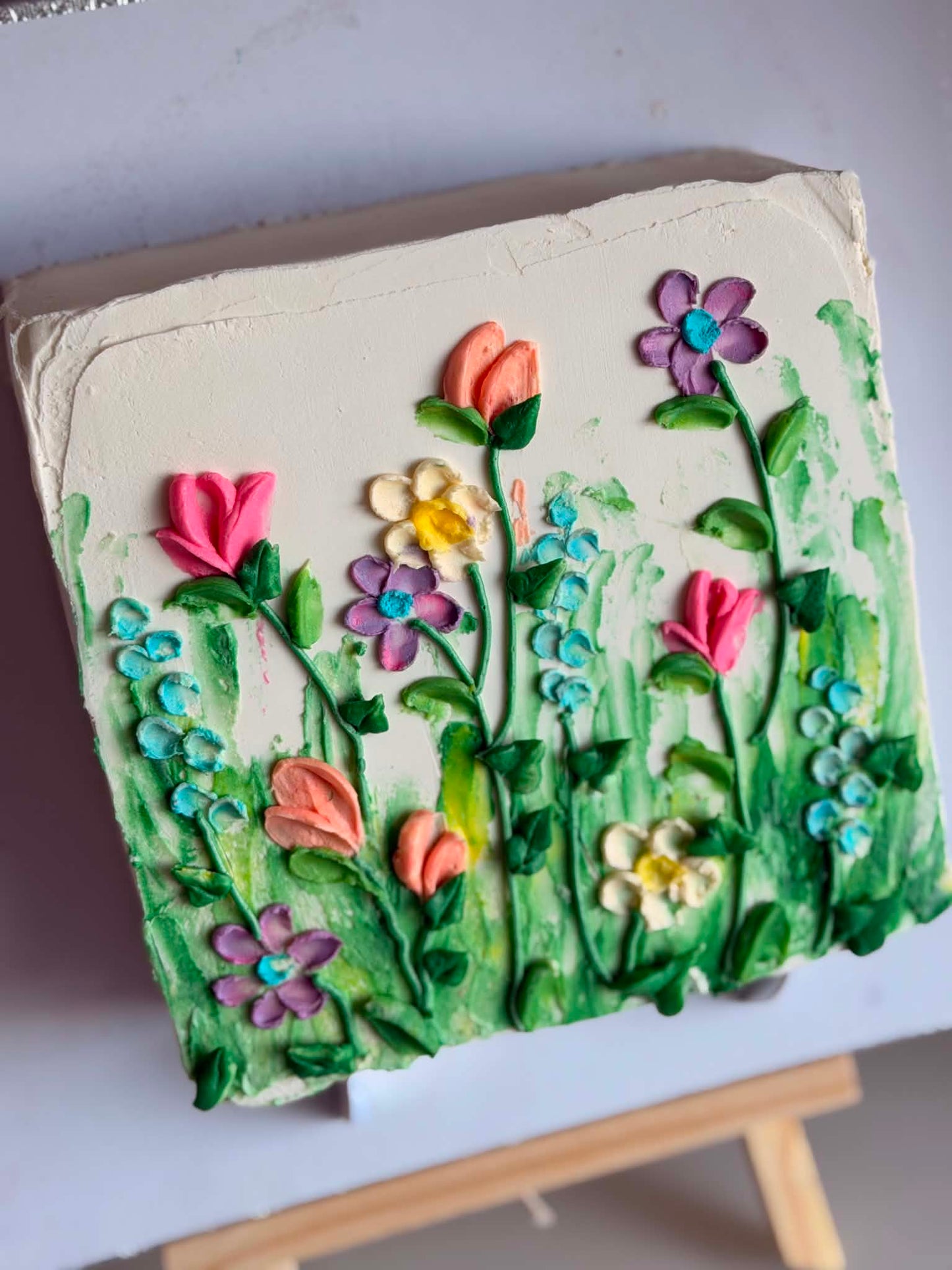 Paint on (cake) canvas class - Saturday August 29th - 3- 4:30