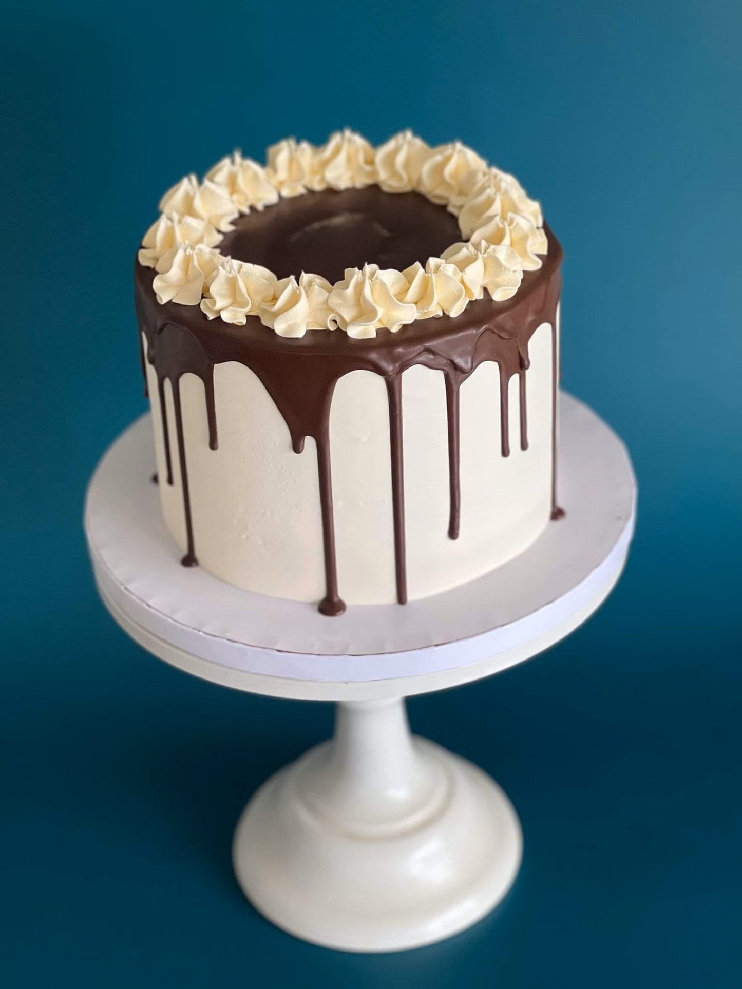 Classic drip cake